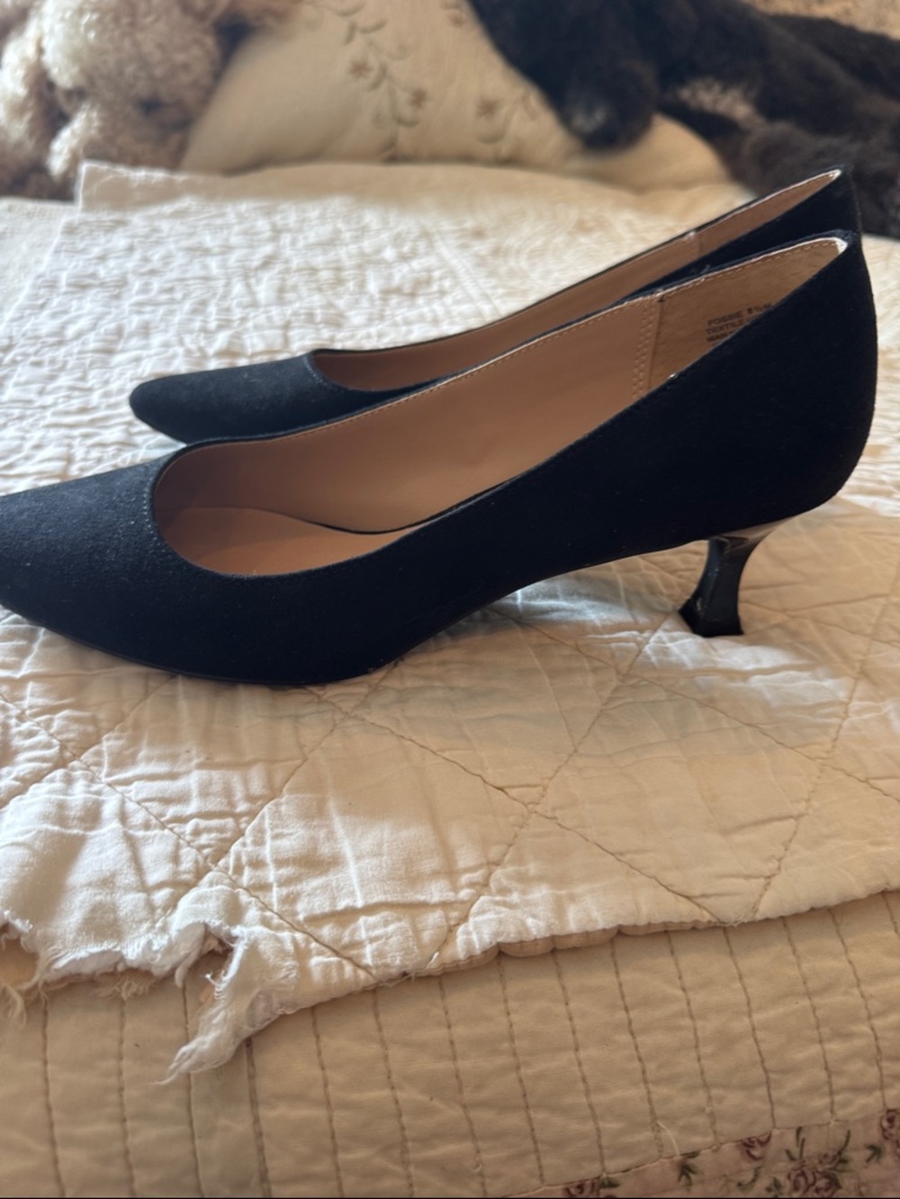 crown & ivy Black Pointed Toe with heel